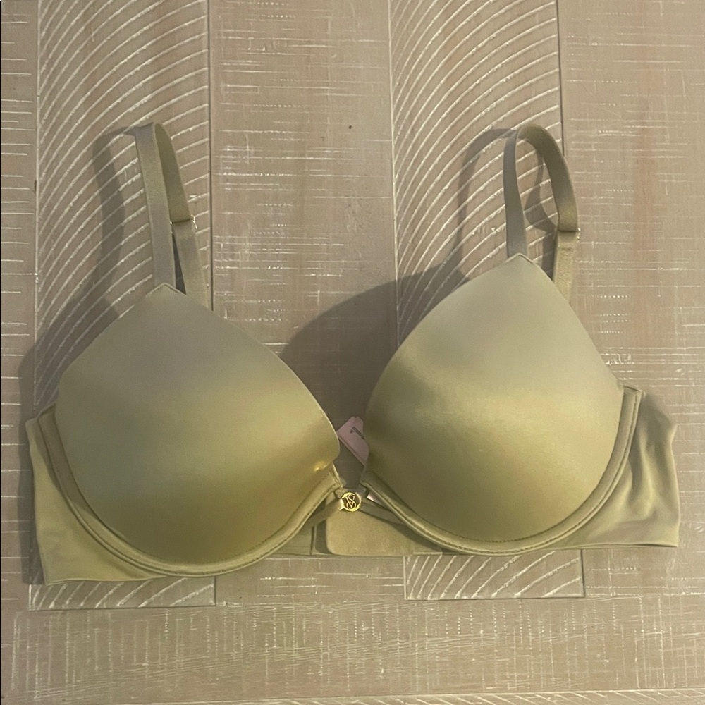 Victoria's Secret Smooth Molded Bra - Olive
